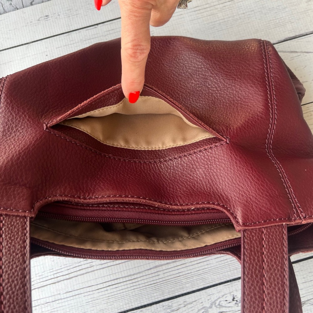 The Sak De Young Mahogany Burgundy Pebbled Leather Tote Shoulder Bag Chic Boho - Picture 11 of 11